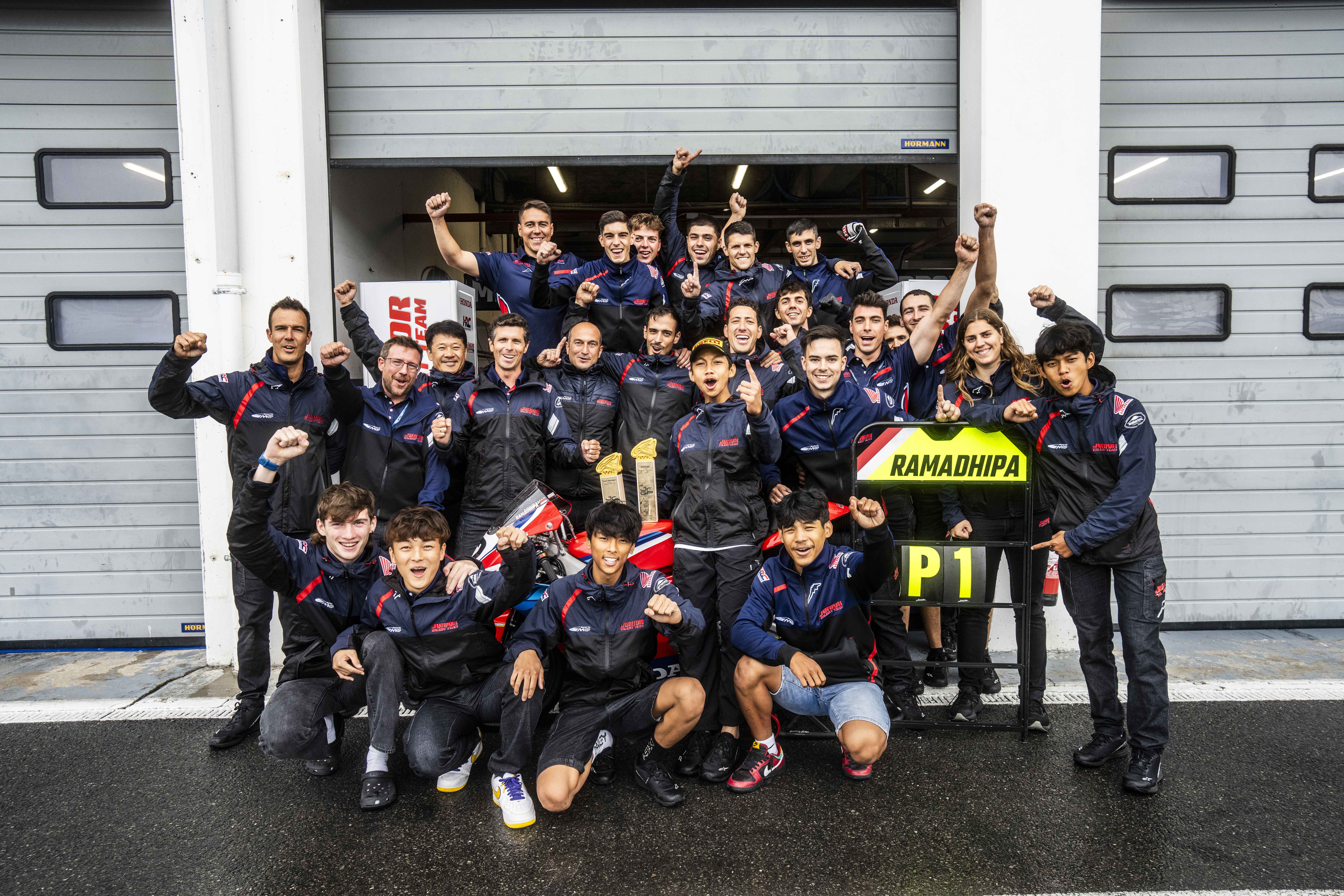 ROUND 3 Magny-Cours