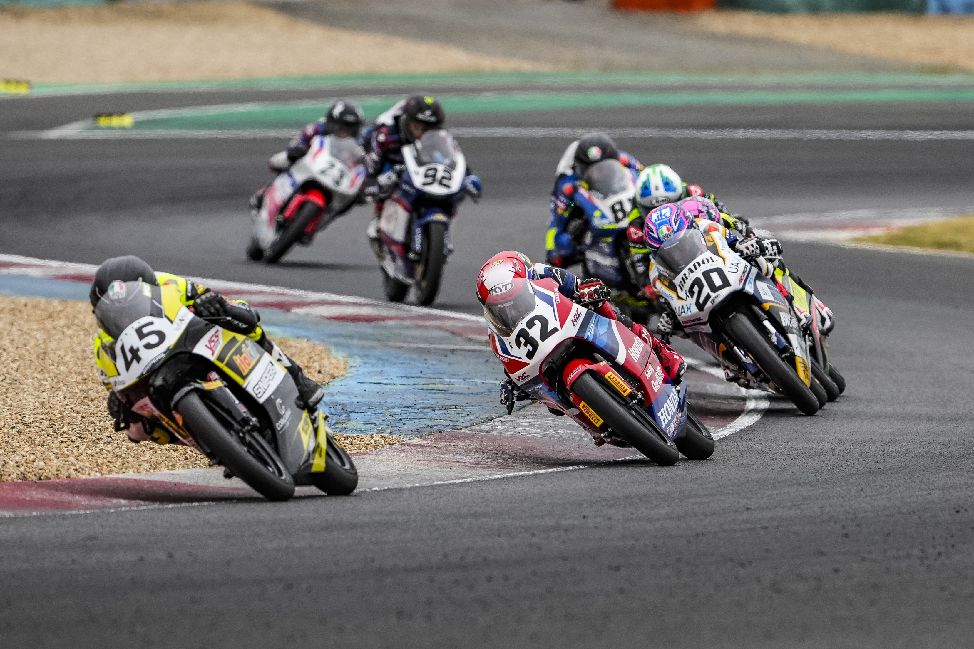 ROUND 3 Magny-Cours
