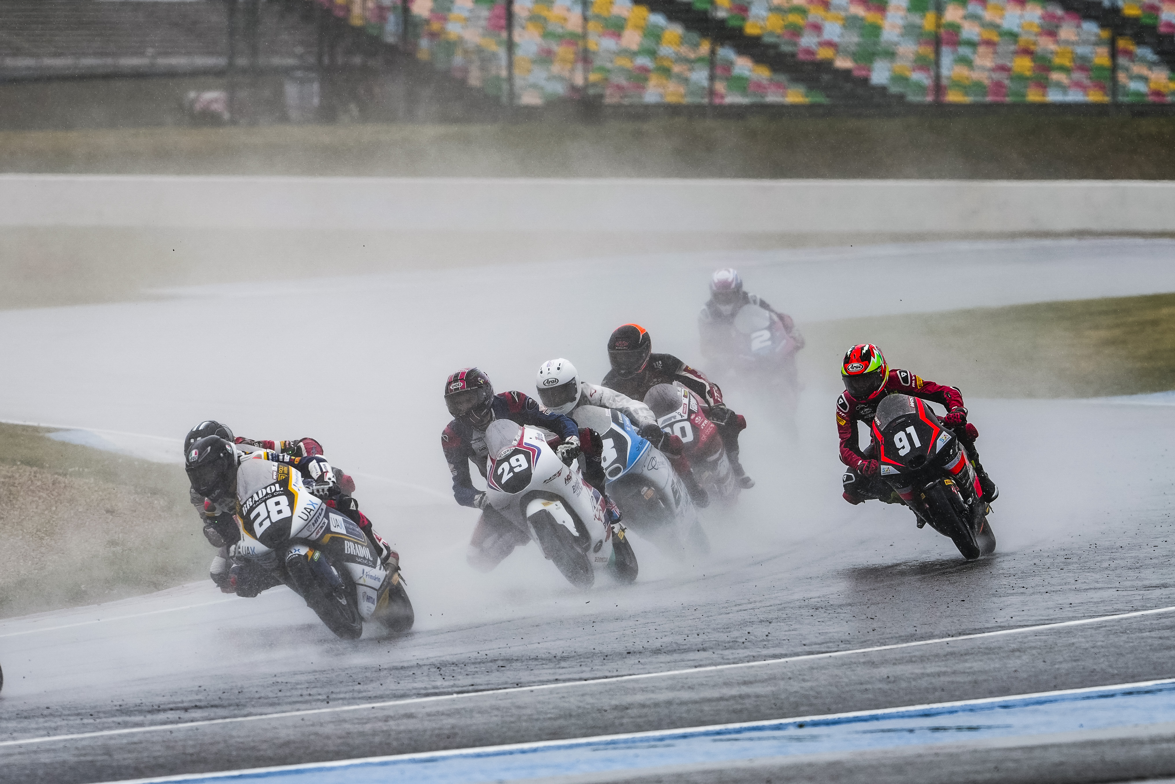 ROUND 3 Magny-Cours
